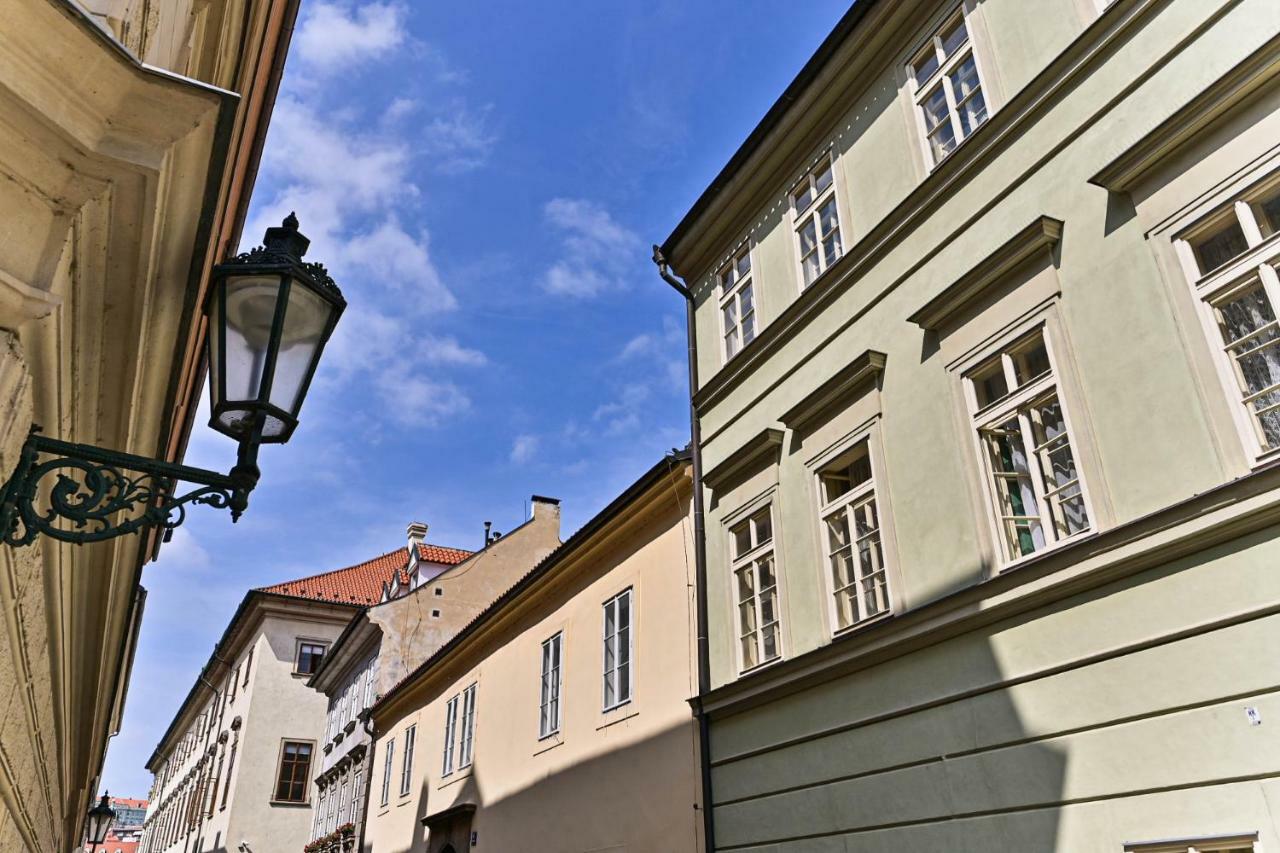 Apartment Nebovidy II - Air Conditioning - Historic City Center Прага Екстериор снимка